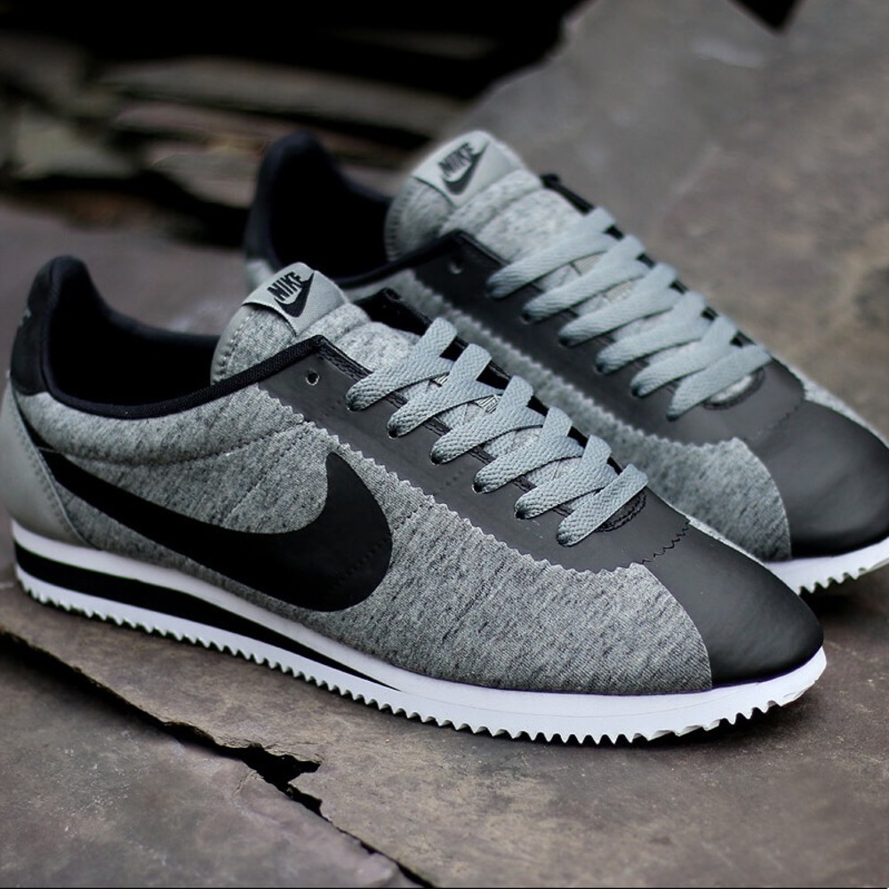RARE Men’s Nike Classic Cortez Tech Pack - Grey
